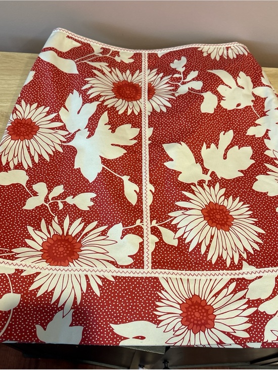 LOFT Dresses & Skirts - Red and White Floral Cotton skirt